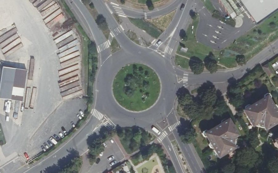 Vue aérienne du Rond-Point Henri Dunant