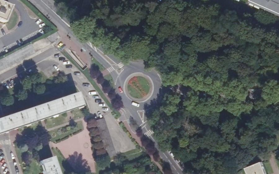 Vue aérienne du Rond-point anonyme n°43542006