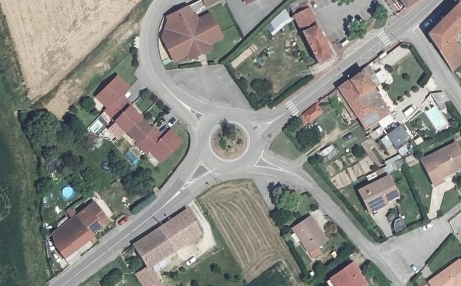 Vue aérienne du Rond-point anonyme n°4359996