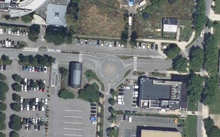 Vue aérienne du Rond-point anonyme n°4370555