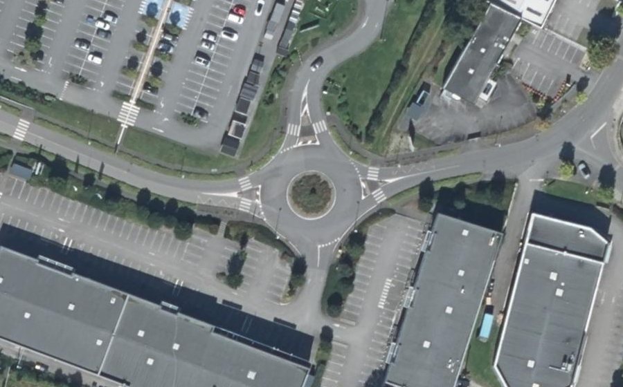 Vue aérienne du Rond-point anonyme n°4371177