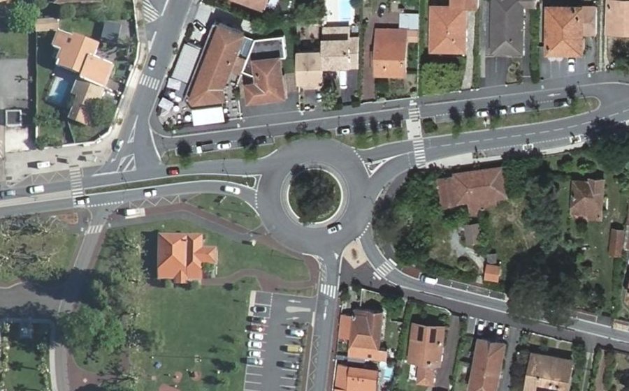 Vue aérienne du Rond-Point de la Mairie