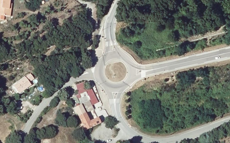 Vue aérienne du Giratondu di Bucugnà