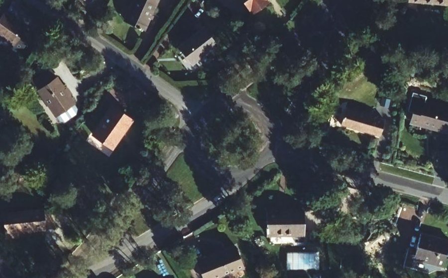 Vue aérienne du Rond-point anonyme n°44001803