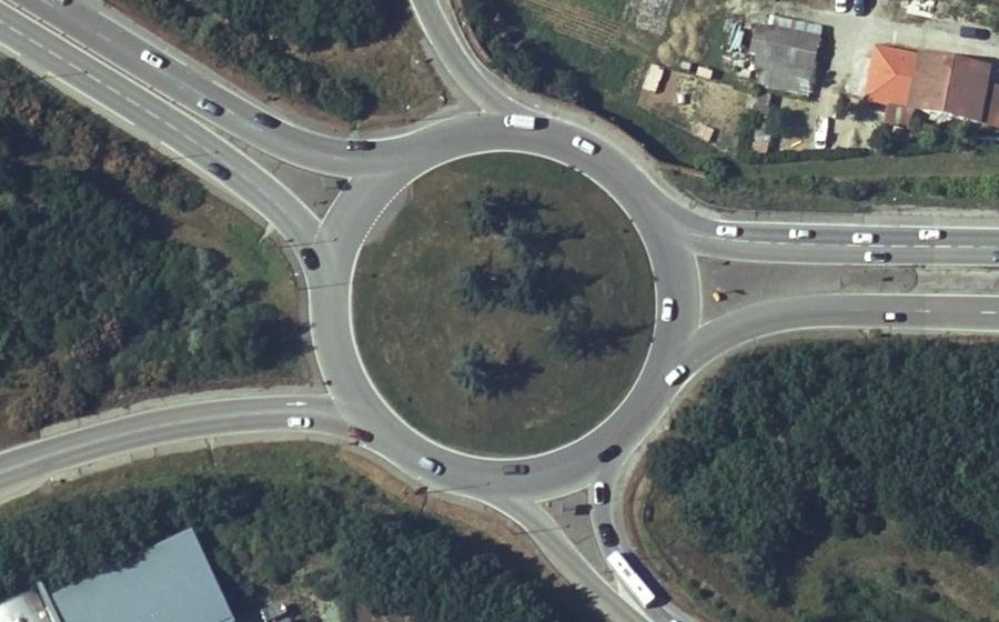 Vue aérienne du Rond-point anonyme n°4400269
