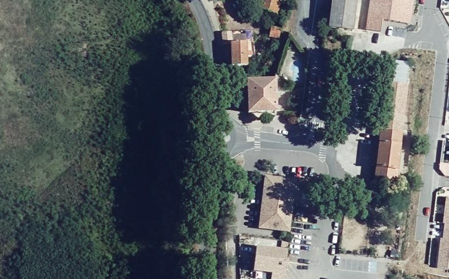 Vue aérienne du Rond-point anonyme n°442010438