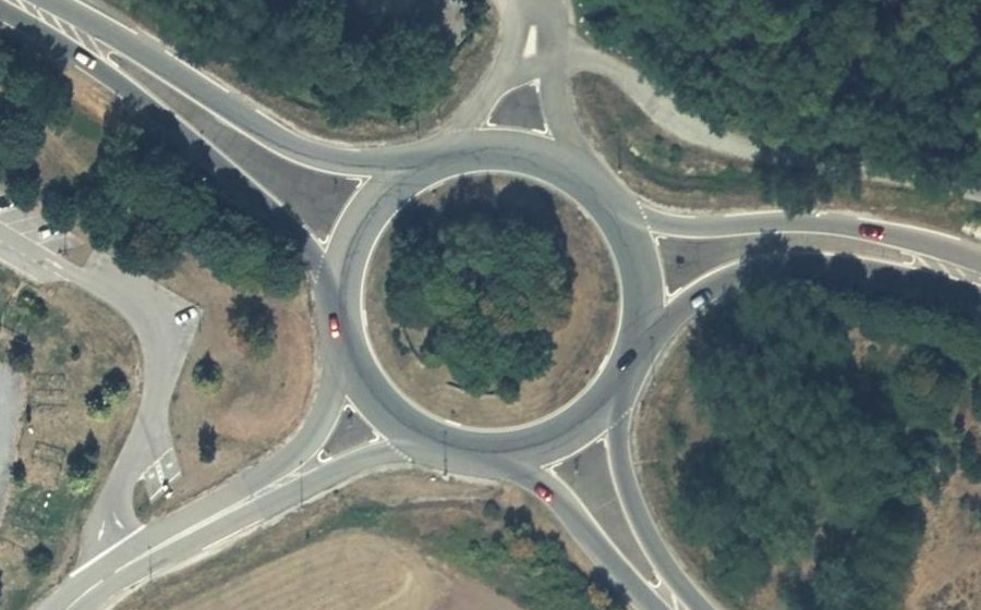 Vue aérienne du Rond-point anonyme n°4421040