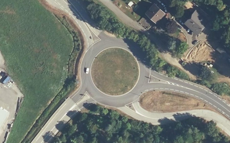 Vue aérienne du Rond-point anonyme n°4421092