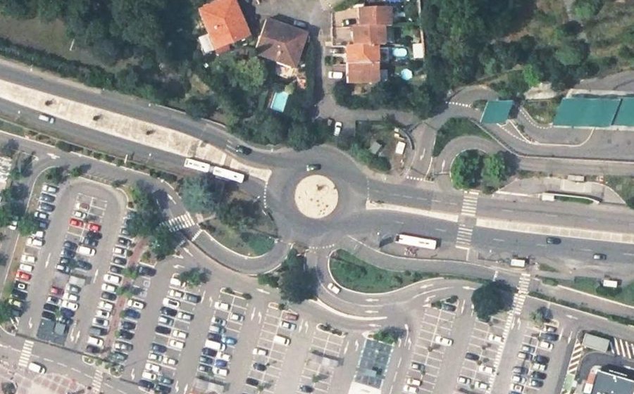 Vue aérienne du Rond-point anonyme n°4424266