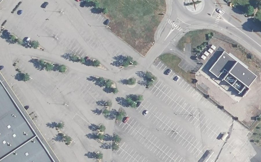 Vue aérienne du Rond-point anonyme n°44690006