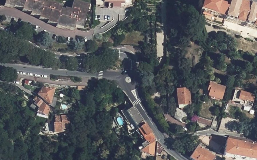 Vue aérienne du Rond-point anonyme n°4486645
