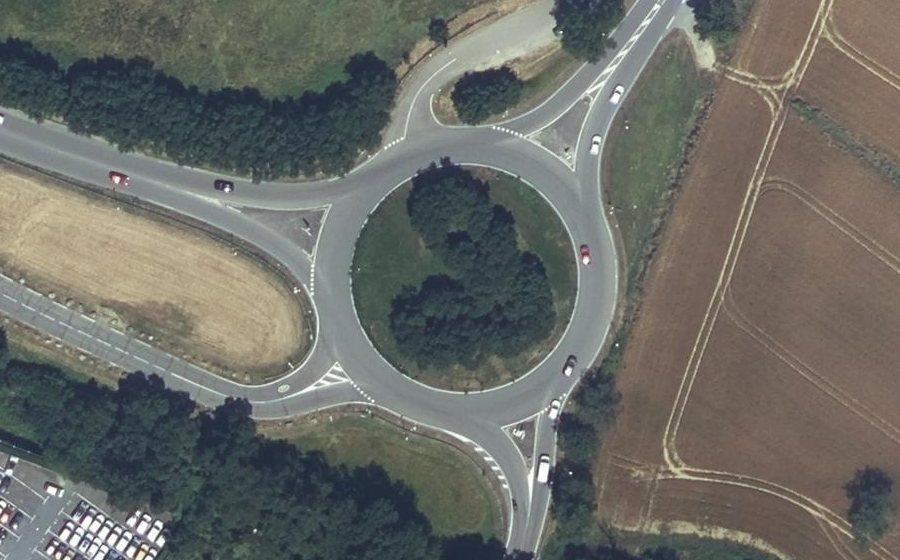 Vue aérienne du Rond-point anonyme n°4492346