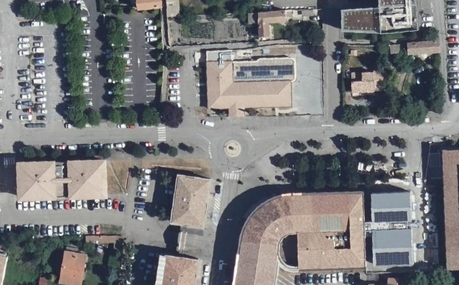 Vue aérienne du Rond-Point Lilly-Neveux