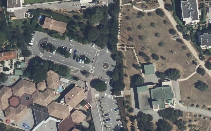 Vue aérienne du Rond-point anonyme n°4534075