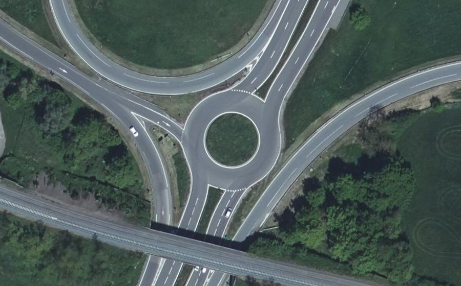 Vue aérienne du Rond-point anonyme n°4566322