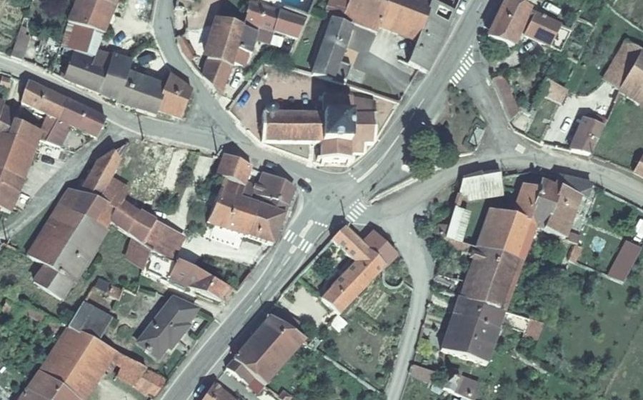 Vue aérienne du Rond-point anonyme n°456849986