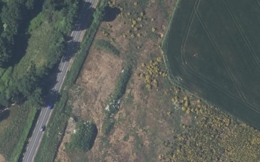 Vue aérienne du Rond-point anonyme n°459325947