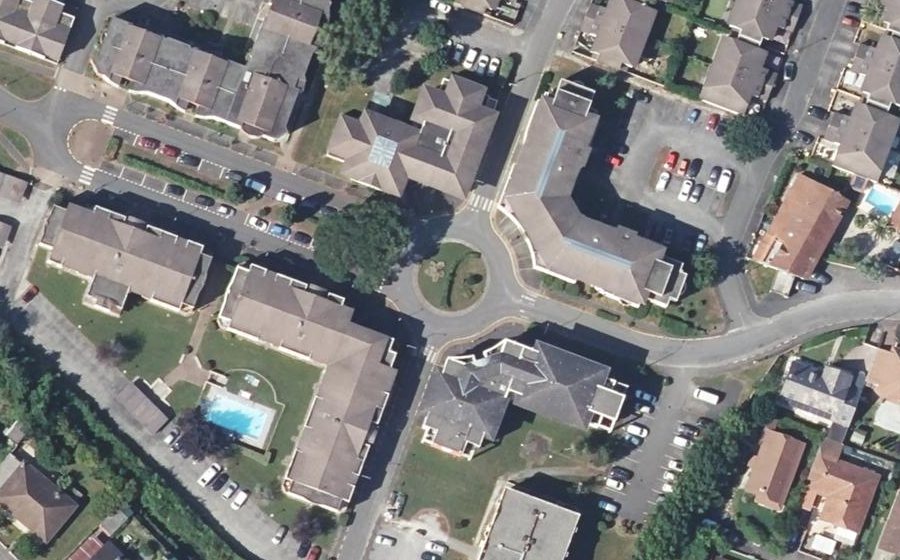 Vue aérienne du Rond-Point du Corps Franc Pommiès 49e Régiment d'Infanterie