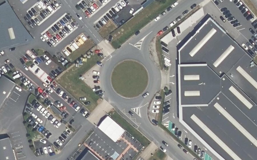 Vue aérienne du Rond-point anonyme n°4622898