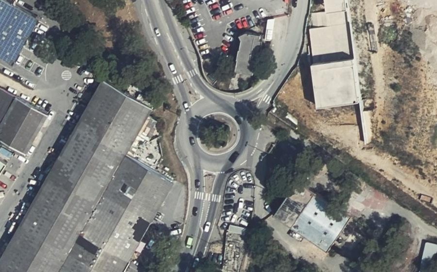 Vue aérienne du Rond-point anonyme n°4635781
