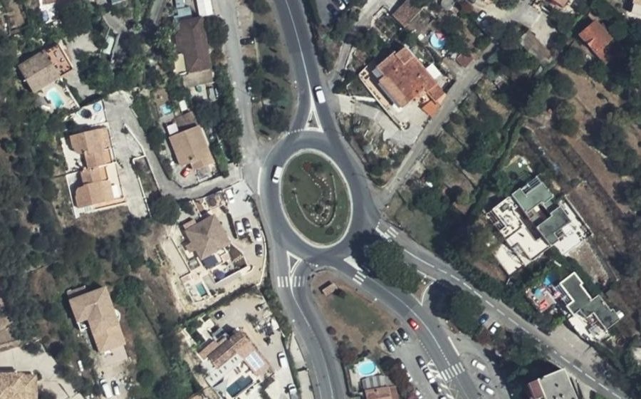 Vue aérienne du Rond-point anonyme n°4635806