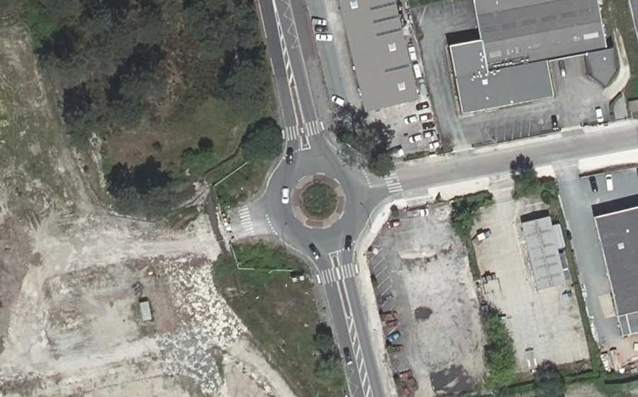 Vue aérienne du Rond-point anonyme n°4646699