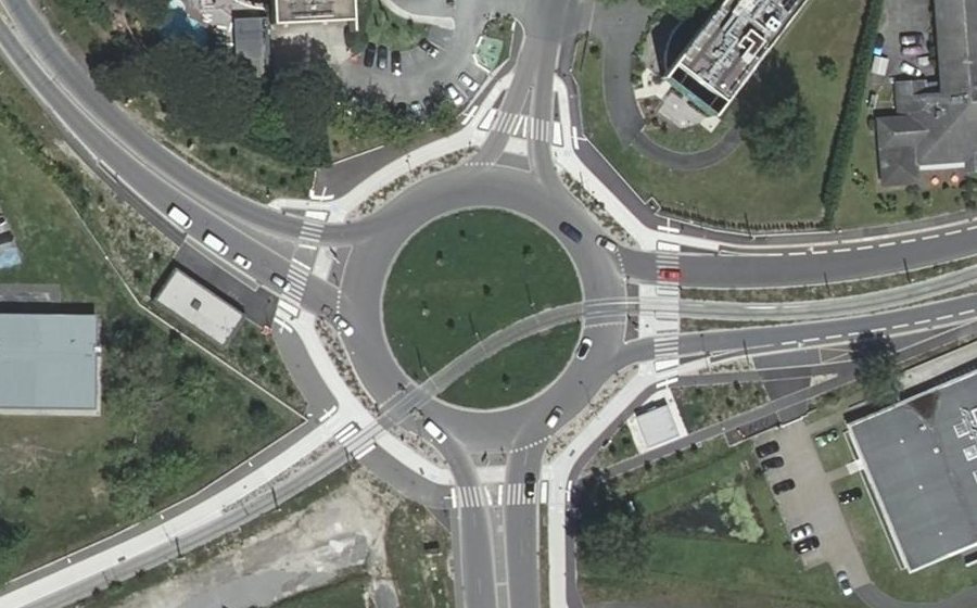 Vue aérienne du Rond-point anonyme n°4646792