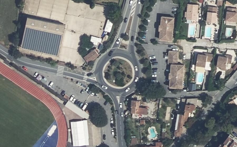 Vue aérienne du Rond-point anonyme n°4649964
