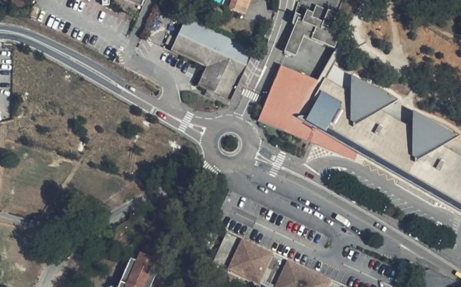 Vue aérienne du Rond-point anonyme n°4650023