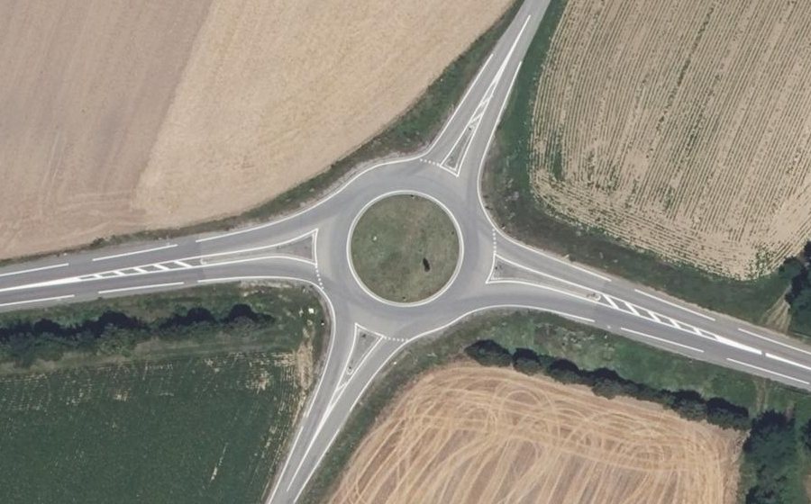 Vue aérienne du Rond-point anonyme n°4672669