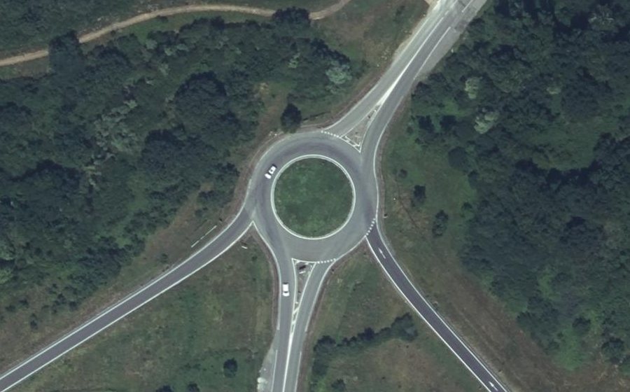 Vue aérienne du Rond-point anonyme n°46733662
