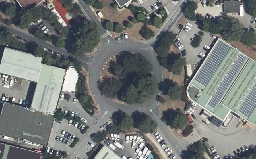 Vue aérienne du Rond-point anonyme n°4694932