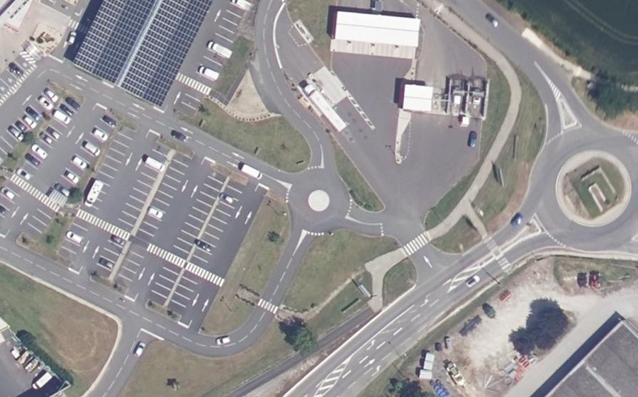Vue aérienne du Rond-point anonyme n°471005101