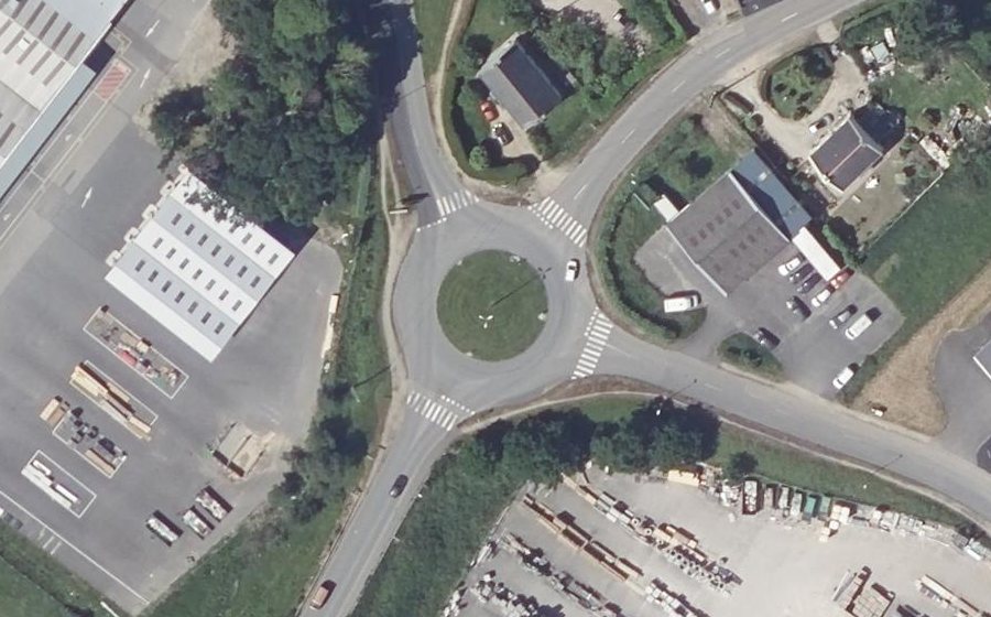 Vue aérienne du Rond-Point de Pont Éon