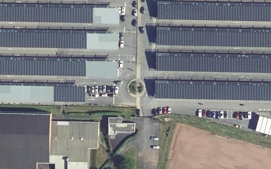 Vue aérienne du Rond-point anonyme n°474414211