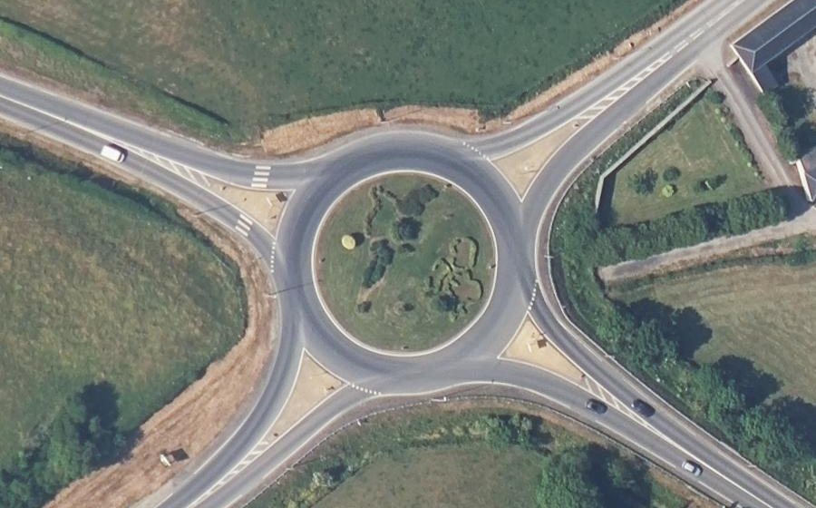 Vue aérienne du Rond-point anonyme n°4766310