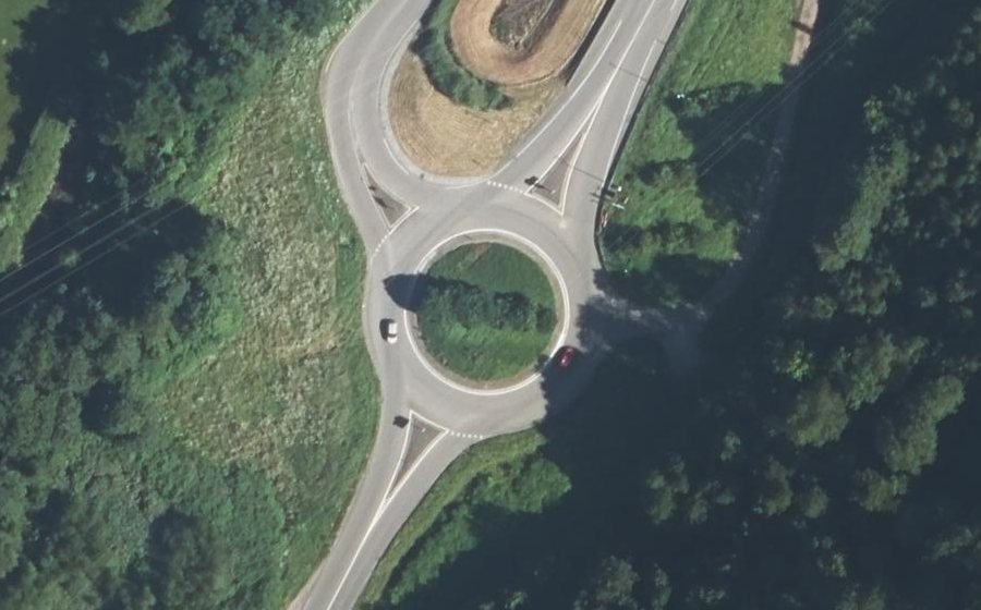 Vue aérienne du Rond-point anonyme n°4768406