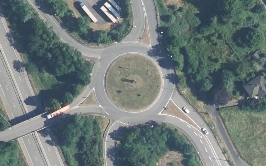 Vue aérienne du Rond-point anonyme n°4768580