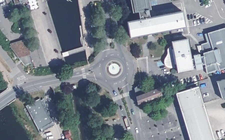 Vue aérienne du Rond-point anonyme n°4769357