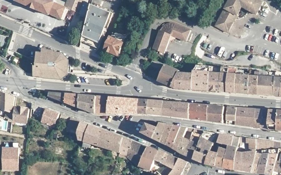 Vue aérienne du Rond-point anonyme n°478249997