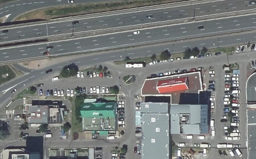 Vue aérienne du Rond-point anonyme n°479032903