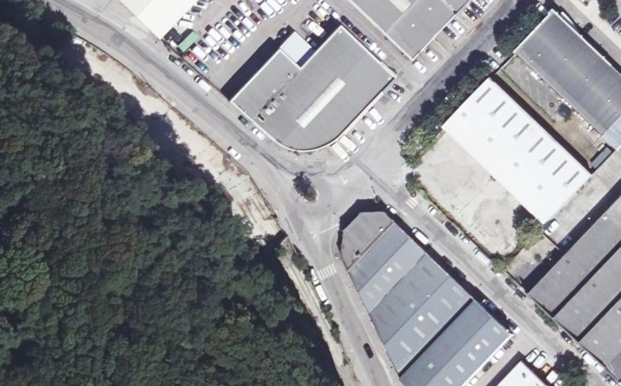 Vue aérienne du Rond-point anonyme n°4790980