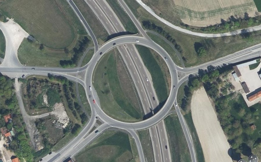 Vue aérienne du Rond-point anonyme n°4803302