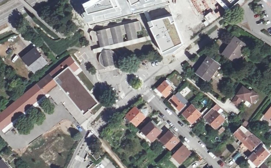 Vue aérienne du Rond-point anonyme n°4809789