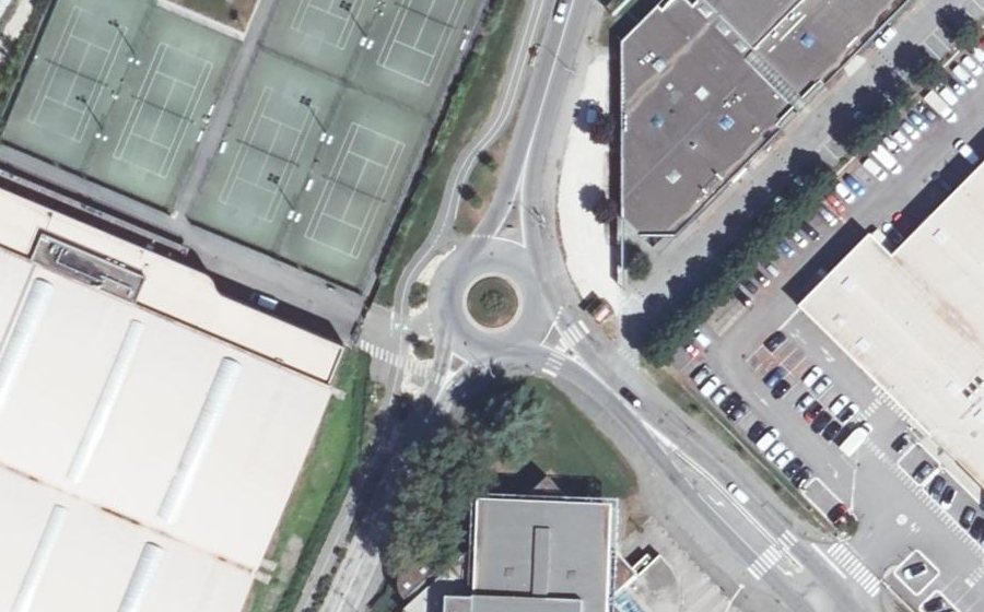 Vue aérienne du Rond-point anonyme n°4810209