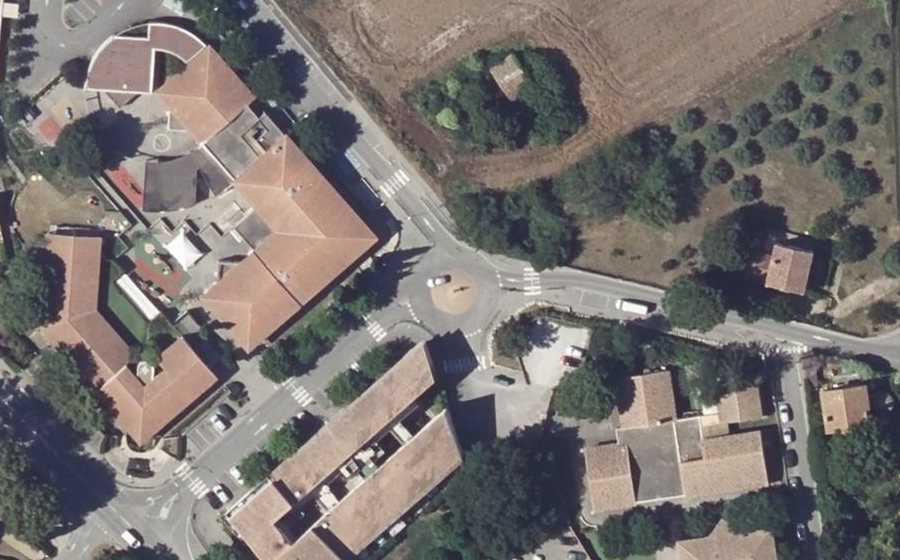 Vue aérienne du Rond-Point des Écoles