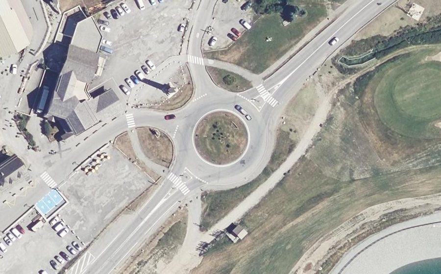 Vue aérienne du Rond-point anonyme n°4841090