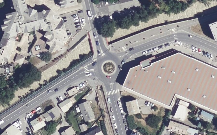Vue aérienne du Rond-point anonyme n°4842144