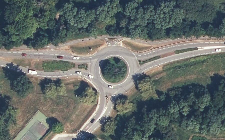 Vue aérienne du Rond-point anonyme n°4850666