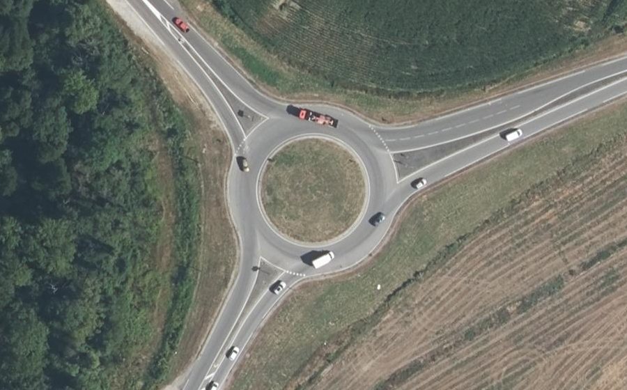 Vue aérienne du Rond-point anonyme n°4855147